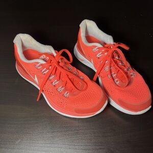 Nike Lunarglide 4 Women’s Size 7.5 Running Shoes Crimson Silver 3M 524978 604